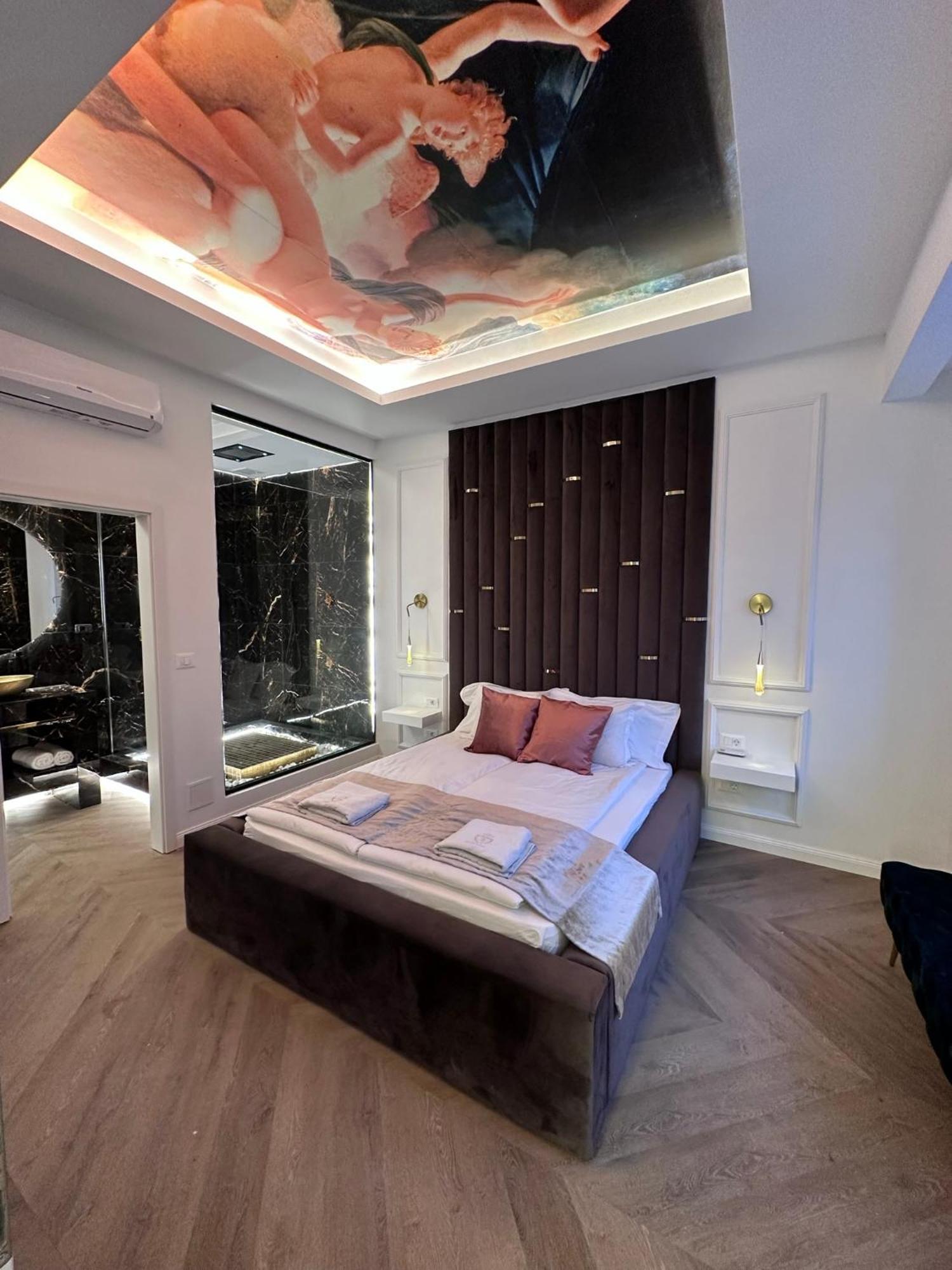 Vip Jacuzzi Luxury Appartement Boedapest Buitenkant foto
